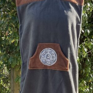 Cape de bain brodée enfant – 90×50 cm
